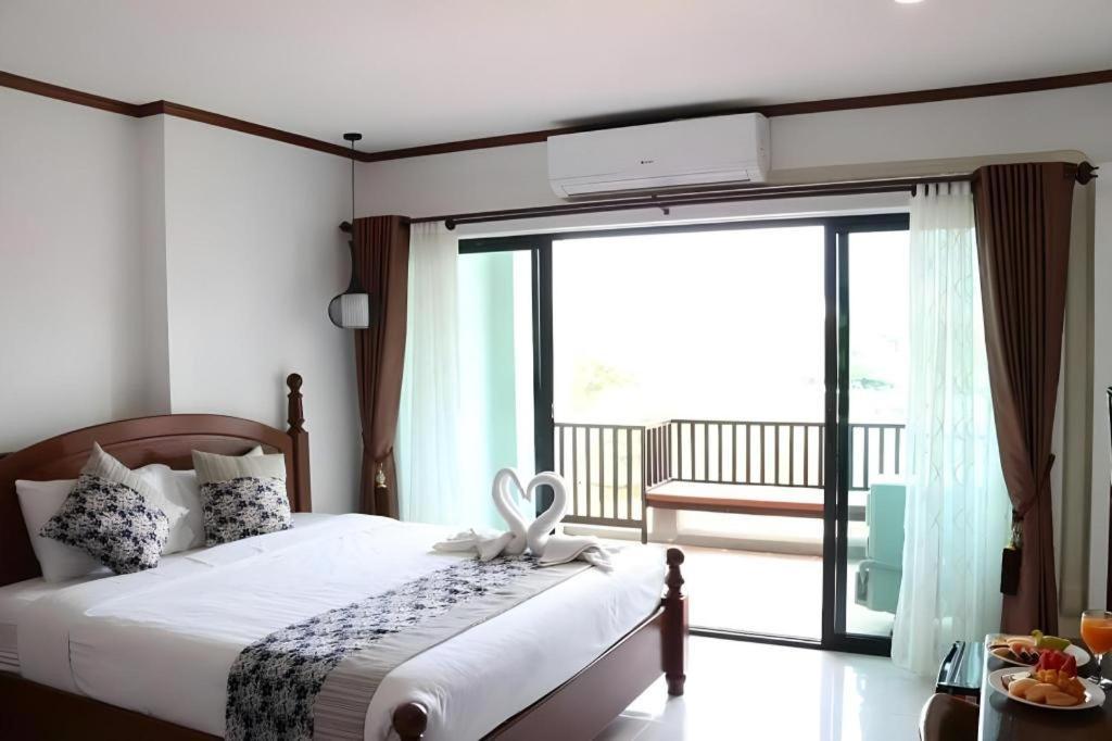 Thavisouk Riverside Hotel Vang Vieng Exteriér fotografie