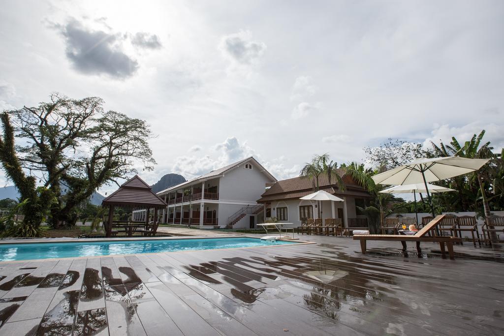 Thavisouk Riverside Hotel Vang Vieng Exteriér fotografie