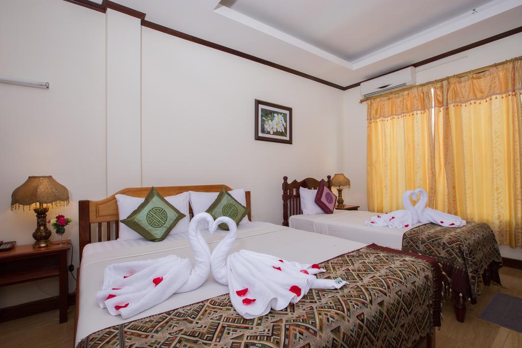 Thavisouk Riverside Hotel Vang Vieng Exteriér fotografie