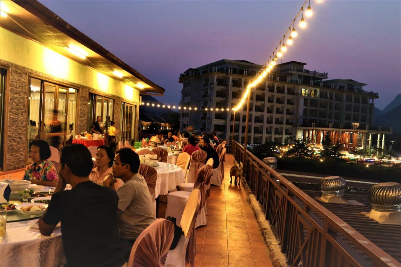 Thavisouk Riverside Hotel Vang Vieng Exteriér fotografie